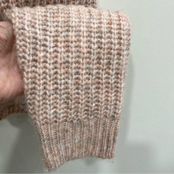 AEO blush pink ribbed turtleneck sweater wool blend medium - Picture 5 of 9